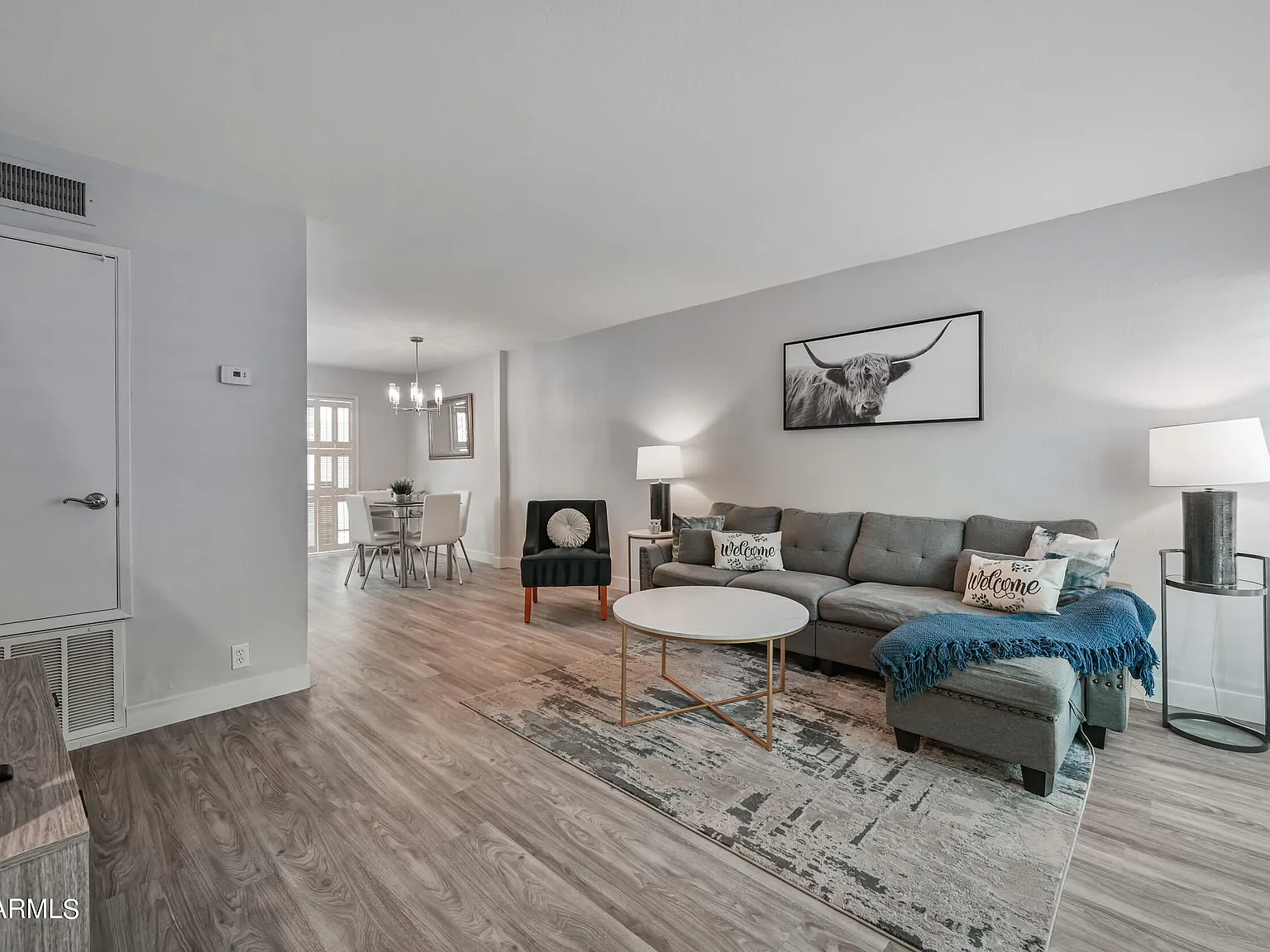 2 bed, 1.5 bath, 986 sqft, $2,100 — Photo 2
