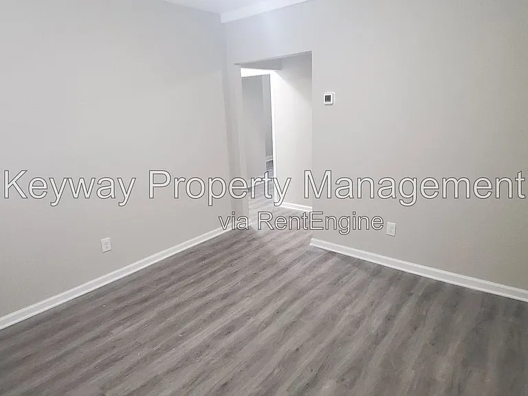 1120 Dodge Ln #11 — Photo 2