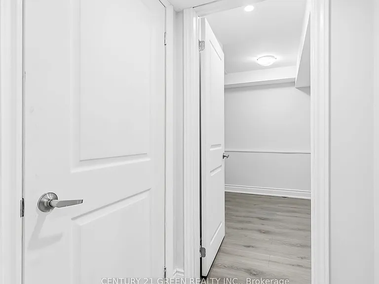 3152 Angel Pass Dr — Photo 36