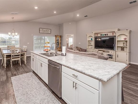 5th image of 533 Vittorio Dr