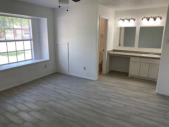 5th image of 7006 Tara Dr