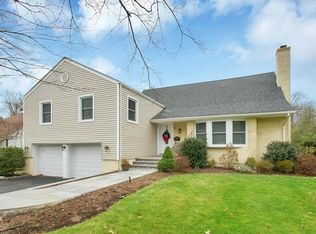 84 Vernon Dr, Scarsdale, NY 10583