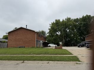 314 Riley Dr, Bloomington, IL 61701