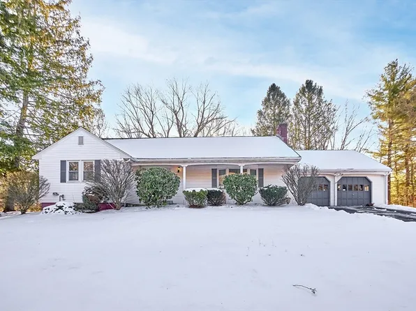 27 S Chelmsford Rd, Westford, MA 01886