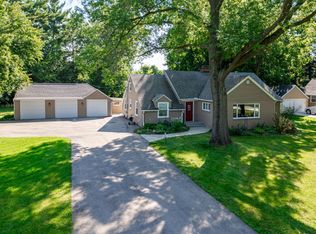 1671 Indian Rd, Beloit, WI 53511