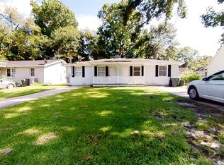 1157 Berkeley St #B, Hanahan, SC 29410