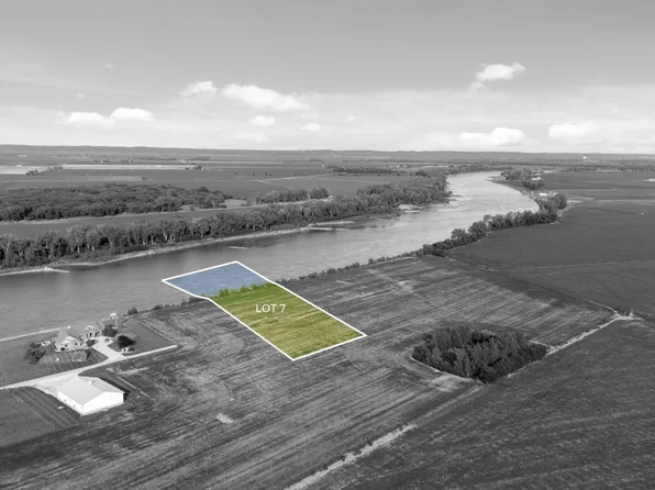7 County Road 43, Tekamah, NE 68061