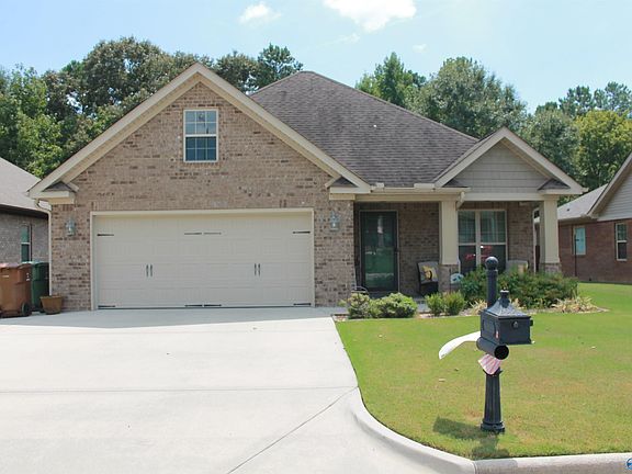 2nd image of 552 Fontana Pl SW