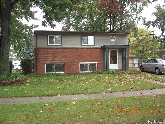 1st image of 12109 Chattman Dr