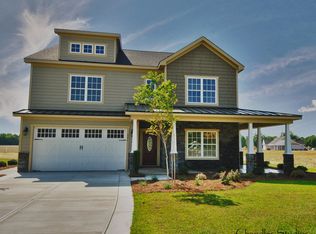 661 Morris Landing Rd, Sneads Ferry, NC 28460
