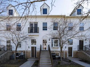 1175 Freesia Ct, Ann Arbor, MI 48105