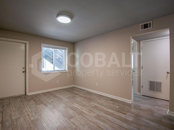 5th image of 271 Glen Iris Dr NE #11192192