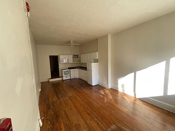 2nd image of 2331 Brown St #1