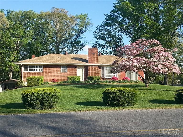 1st image of 208 Alta Ln