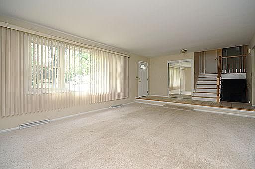 2nd image of 1240 Anthony Ln