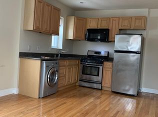 521 17th St NE #3, Washington, DC 20002