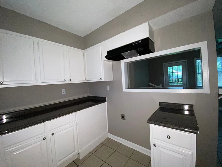 4125 Arrowhead Rd — Photo 6