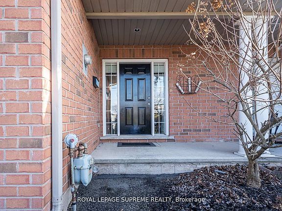 4th image of 31 1/2 Thorold Rd