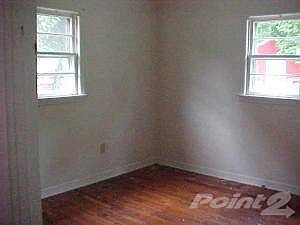 1630 Walnut Avenue bedroom 2