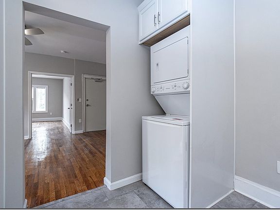 4th image of 2018 Lakeland Ave APT 3