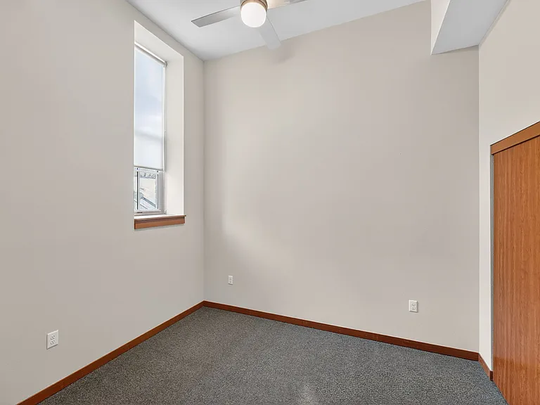 1520 Morningside Ave — Photo 24