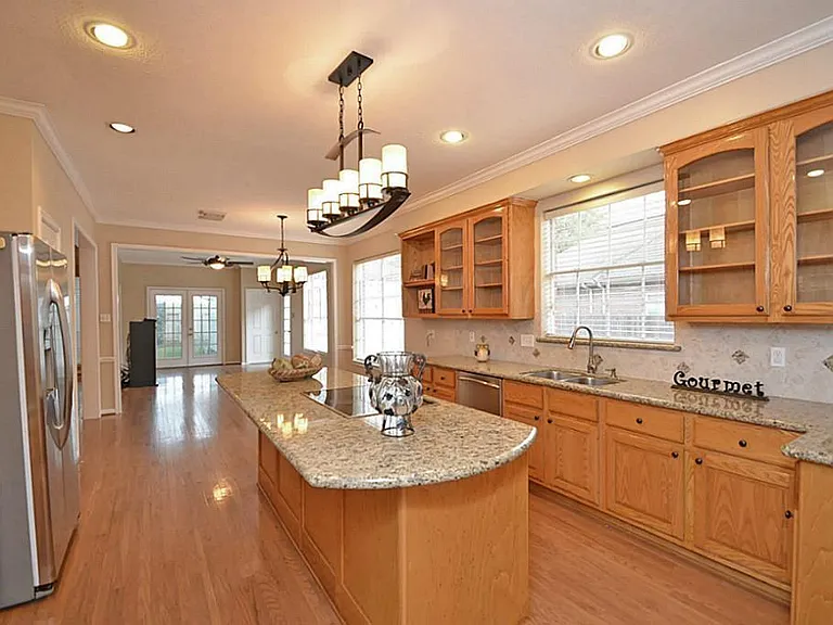 4407 April Meadow Way — Photo 11