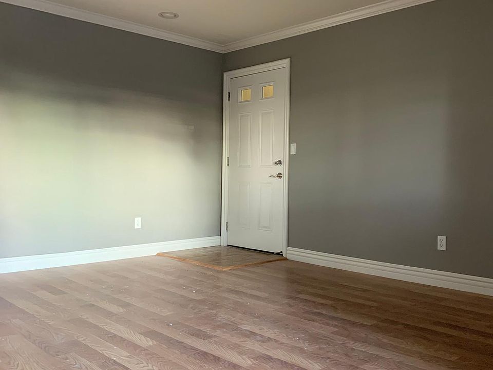 1st image of 2601 Cortez Dr Unit 5208
