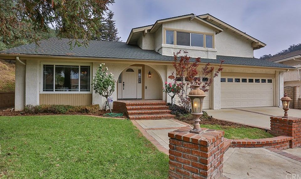 1st image of 4960 Raymond Dr