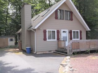 4517 Briarcliff Ter, Tobyhanna, PA 18466