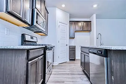 206 Telford Dr #1 — Photo 6