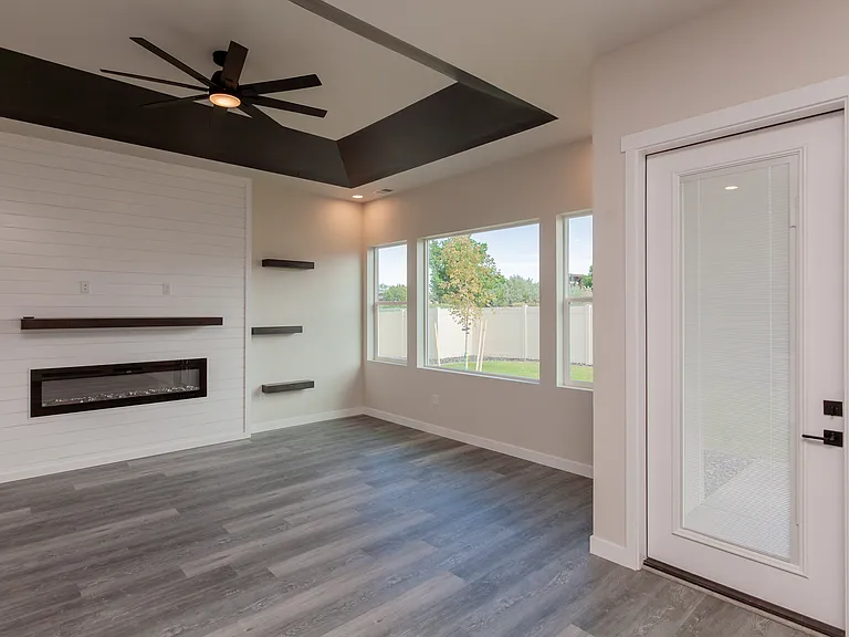 Electric fireplace