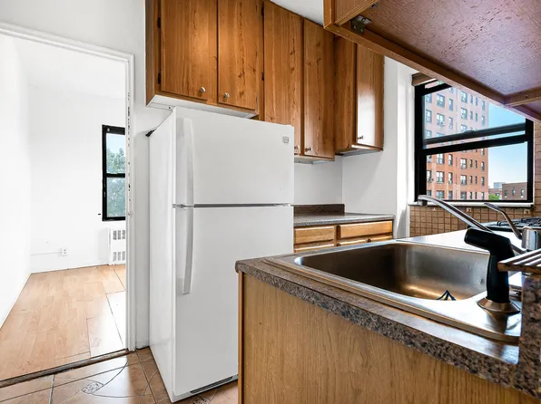 99-32 66th Road image 9 of 26