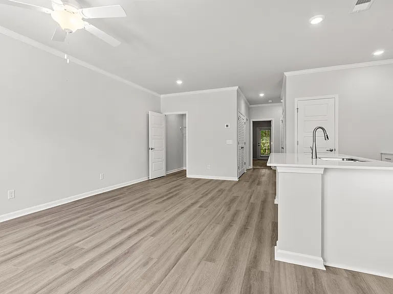 Bull River Bluff Apartments - Unit 8 — Photo 3