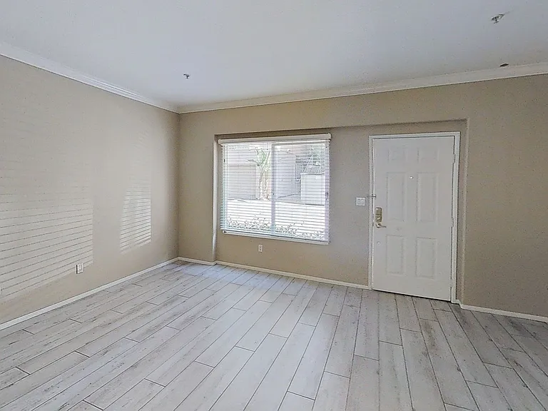 5210 Premiere Hills Cir #119 — Photo 7