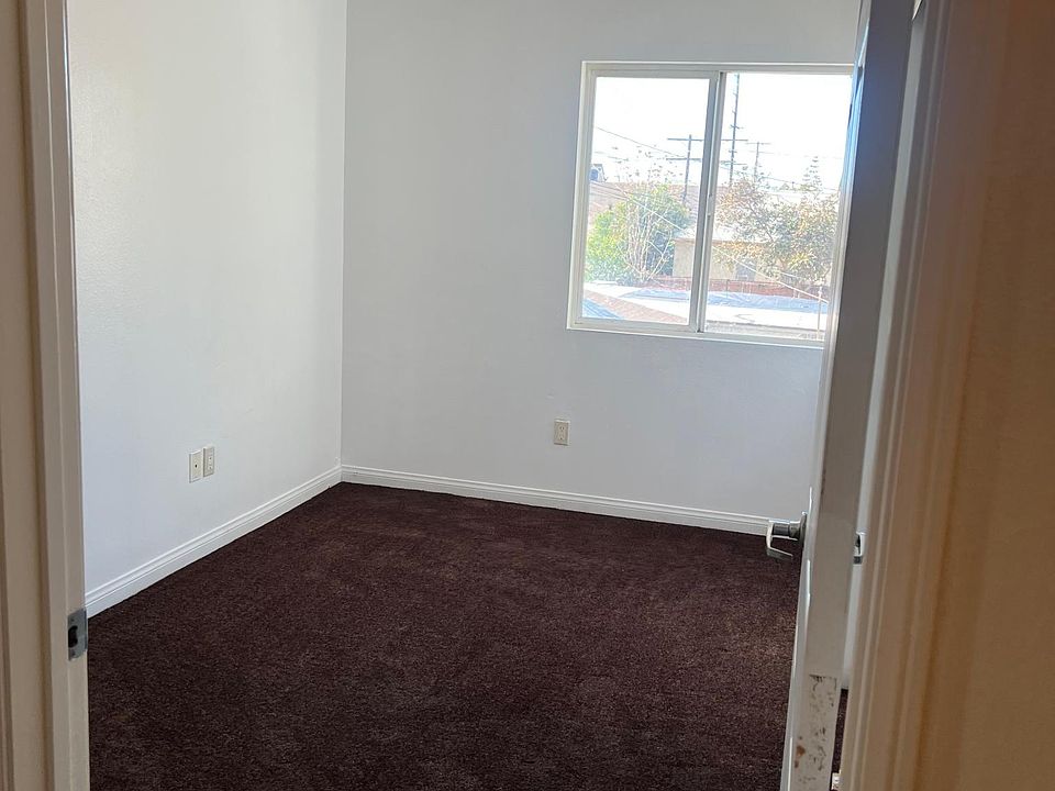 Another bedroom. New carpet in all rooms.