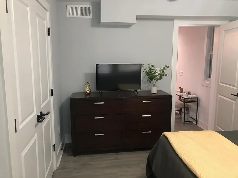 1110 Monroe Dr NE #C — Photo 9