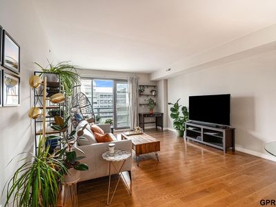 220 S 31st Ave APT 3408, Omaha, NE, 68131