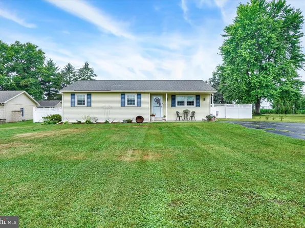 1460 Canal Road Ext, Manchester, PA 17345