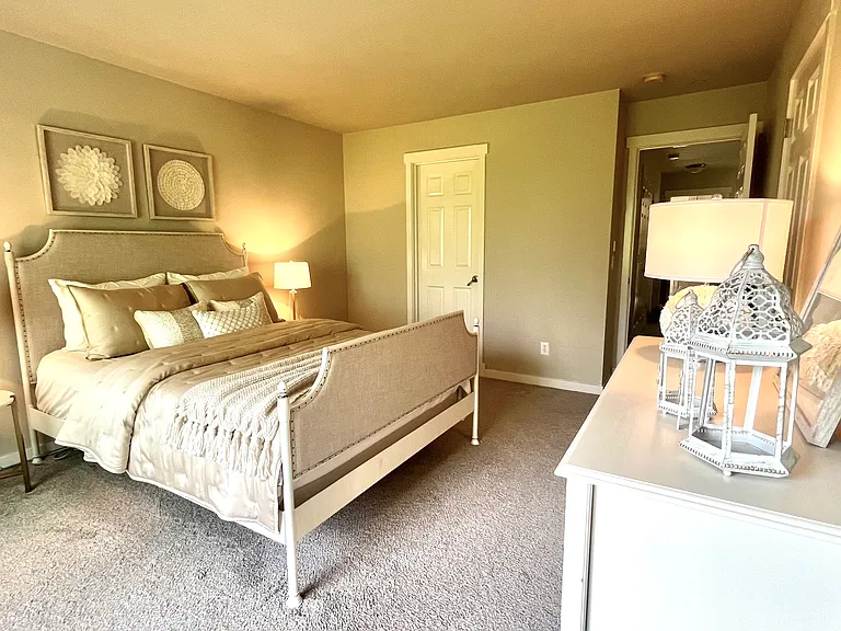 1691 NE Juneberry St #1691 — Photo 8