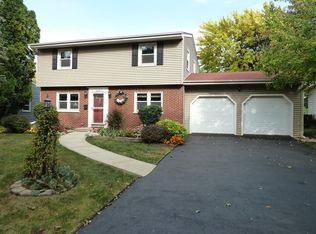 1047 S Rand Rd, Villa Park, IL 60181