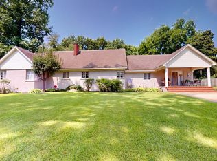 1003 Lake Rd, Dyersburg, TN 38024