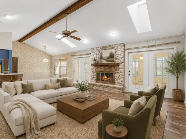 108 W LAUREL LN, San Marcos, TX 78666
