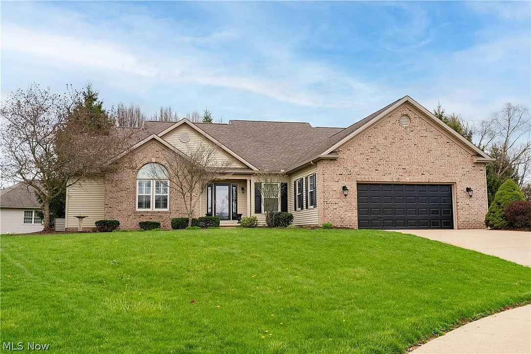 4456 Red Panda Cir NW photo 1