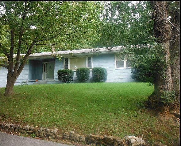 1st image of 2300 Mountain Dr