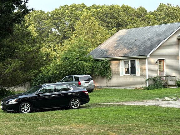 3rd image of 249 Hornbine Rd