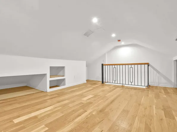 39-51 45th Street image 18 of 23