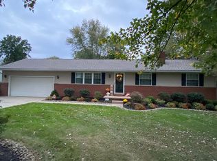 2525 Sussex Dr, Clinton, OH 44216