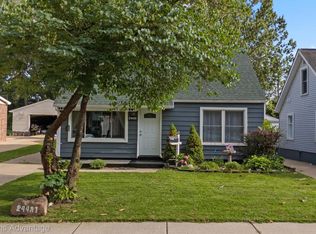 24431 Haskell St, Taylor, MI 48180
