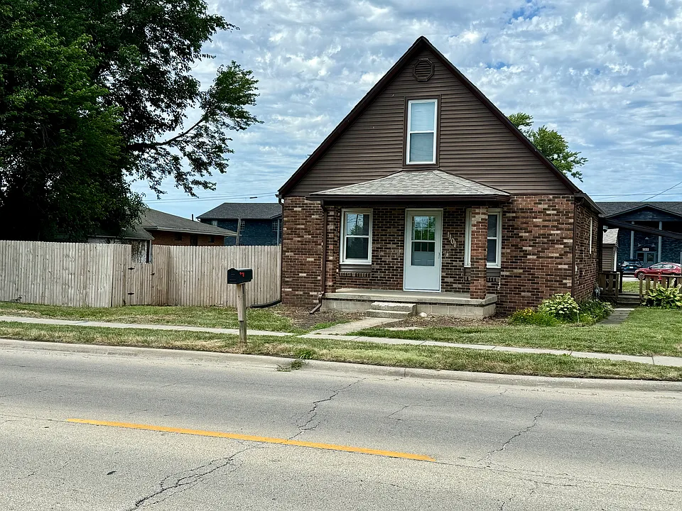 1101 Carroll St