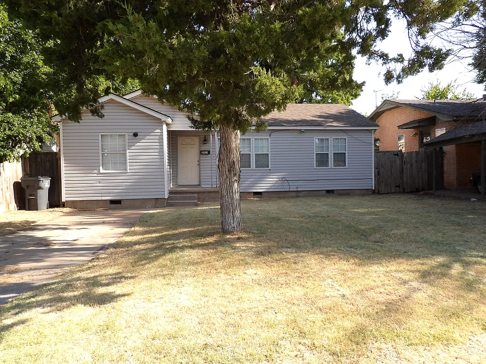 2413 SW Cornell Ave